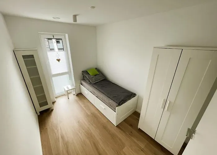 85qm Neubau-wohnung Fuer 5-6 Personen, 2 Badezimmer & 3 Schlafzimmer * Hörstel