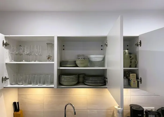 Apartament 85qm Neubau-wohnung Fuer 5-6 Personen, 2 Badezimmer & 3 Schlafzimmer